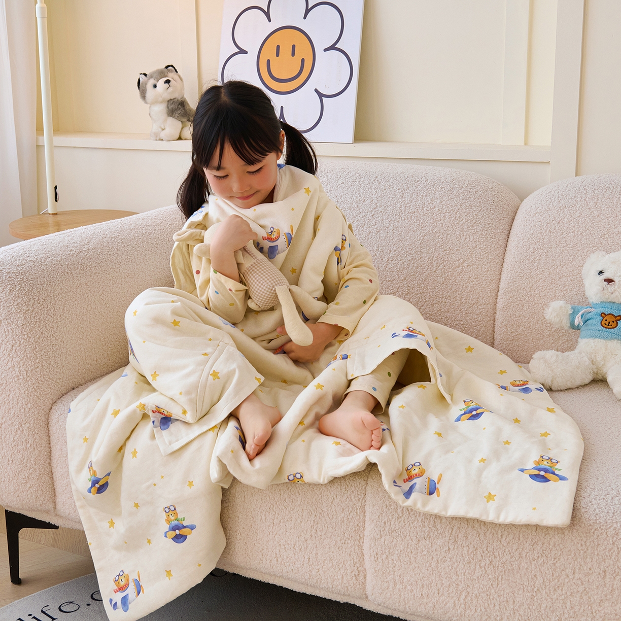 91家纺网 家纺一手货源 找家纺 拾小柒 2026新款全棉双层纱多功能防踢被 小熊战队