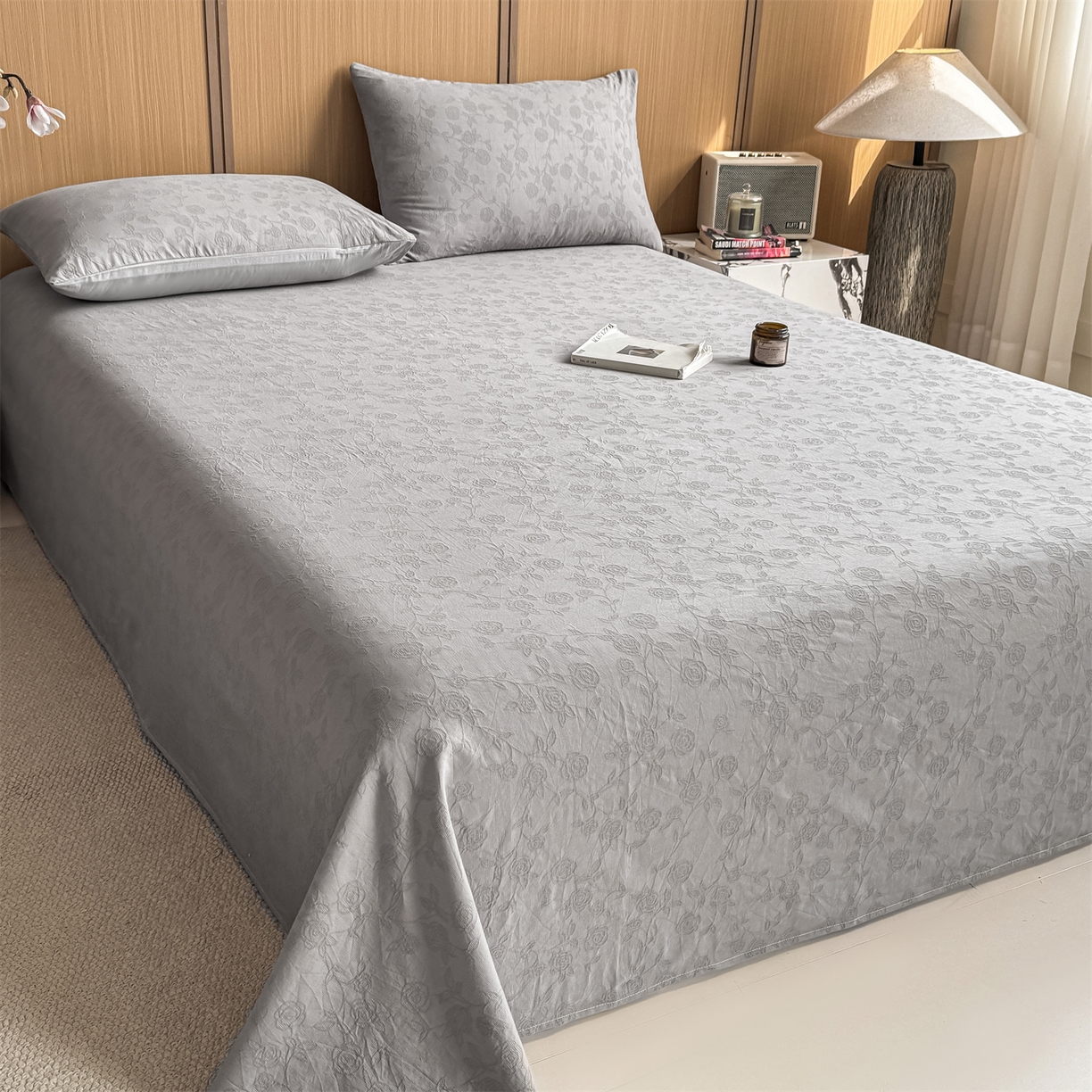 91家纺网 家纺一手货源 找家纺 灰鲸 2026新款全棉简约三层纱色织提花单品床单 蔷薇-雾灰