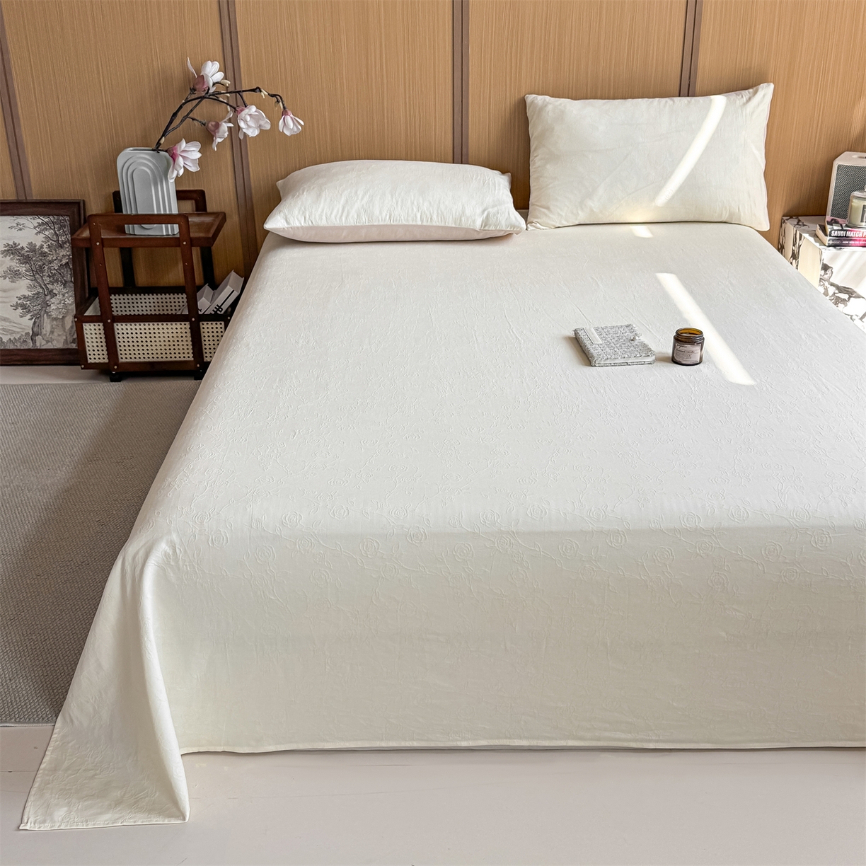 91家纺网 家纺一手货源 找家纺 灰鲸 2026新款全棉简约三层纱色织提花单品床单 蔷薇-杏仁奶霜