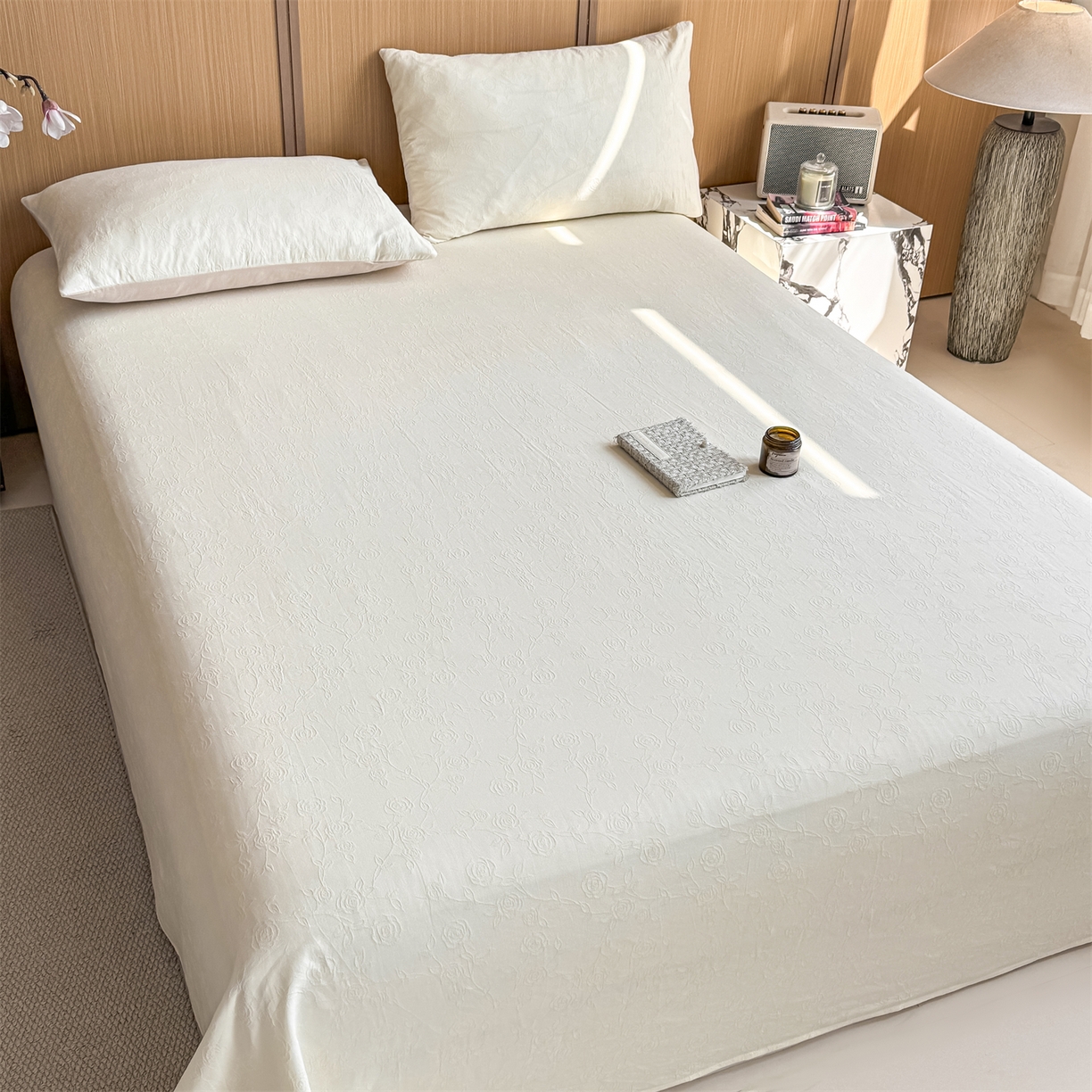 91家纺网 家纺一手货源 找家纺 灰鲸 2026新款全棉简约三层纱色织提花单品床单 蔷薇-杏仁奶霜