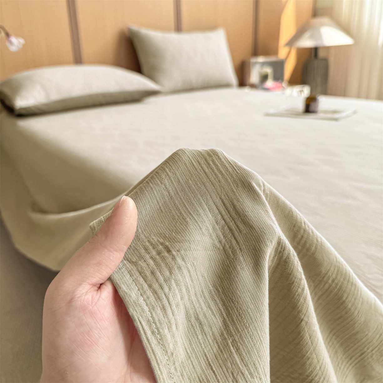 91家纺网 家纺一手货源 找家纺 灰鲸 2026新款全棉简约三层纱色织提花单品床单 影韵-可可奶咖