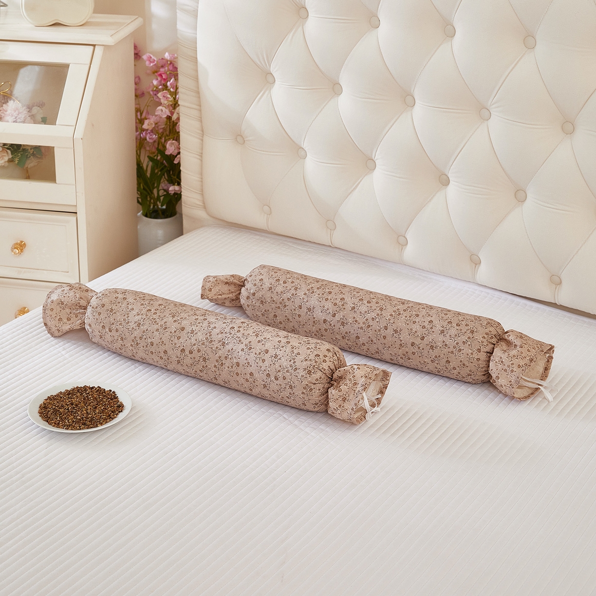 91家纺网 家纺一手货源 找家纺 梦叶草 2026新款全棉圆柱碎花荞麦颈椎枕枕头枕芯 全棉圆柱碎花荞麦颈椎枕-碎花咖