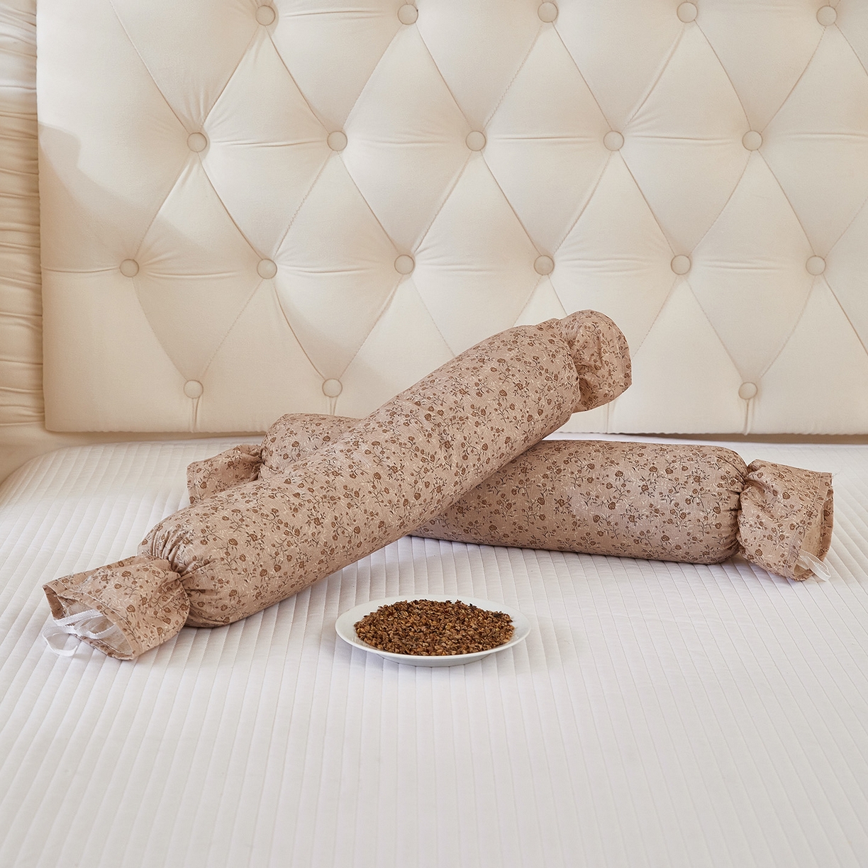 91家纺网 家纺一手货源 找家纺 梦叶草 2026新款全棉圆柱碎花荞麦颈椎枕枕头枕芯 全棉圆柱碎花荞麦颈椎枕-碎花咖