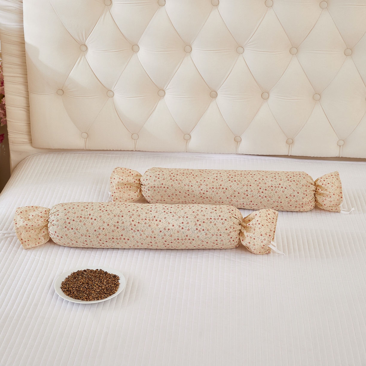 梦叶草 2026新款全棉圆柱碎花荞麦颈椎枕枕头枕芯 全棉圆柱碎花荞麦颈椎枕-碎花米黄