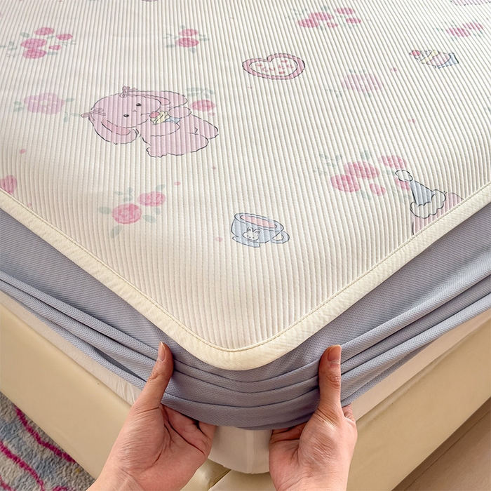 91家纺网 家纺一手货源 找家纺 几禾 2026新款卡通印花凉感凉豆豆凉席系列 爱心兔--床笠款