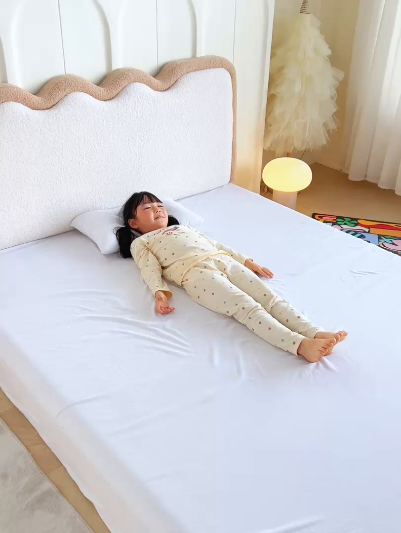 91家纺网 家纺一手货源 找家纺 拾小柒 2026新款全棉双层纱多功能防踢被 恐龙乐园