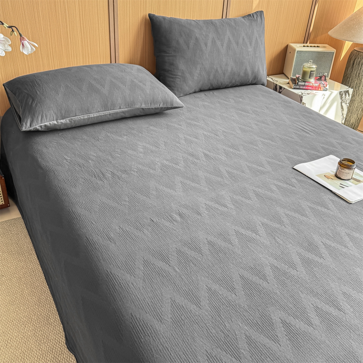 91家纺网 家纺一手货源 找家纺 灰鲸 2026新款全棉简约三层纱色织提花单品床单 影韵-素墨