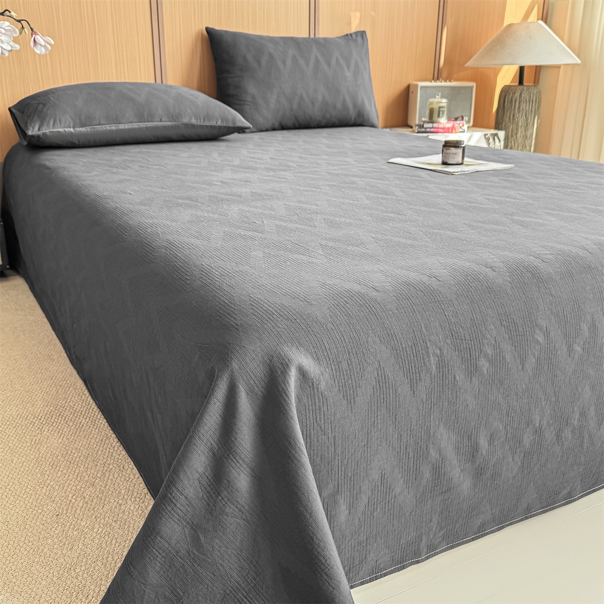 91家纺网 家纺一手货源 找家纺 灰鲸 2026新款全棉简约三层纱色织提花单品床单 影韵-素墨
