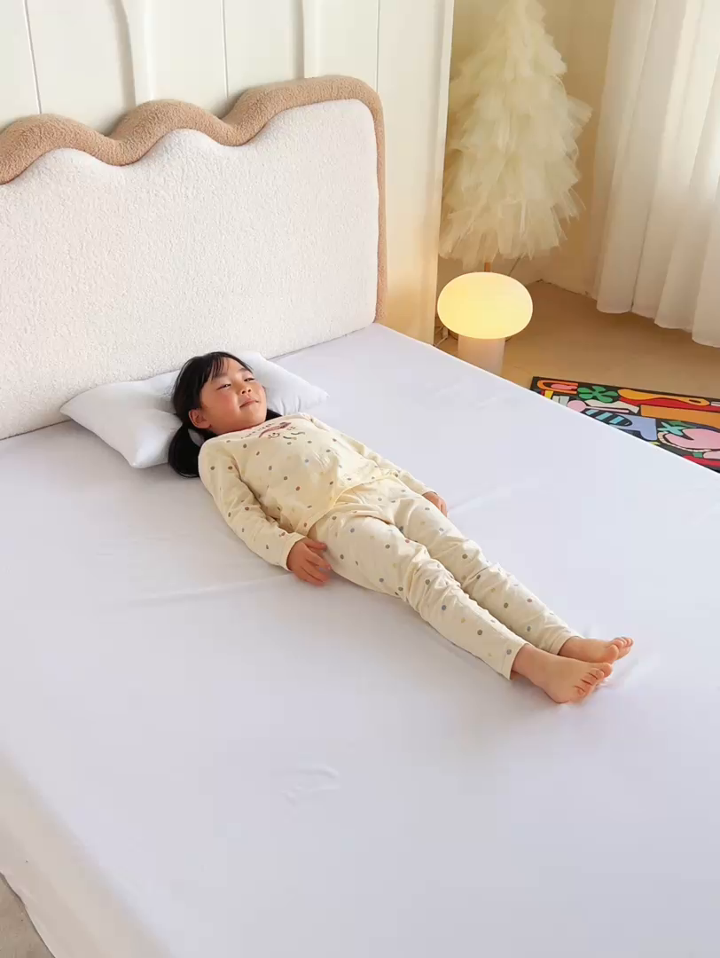 91家纺网 家纺一手货源 找家纺 拾小柒 2026新款全棉双层纱多功能防踢被 小熊战队