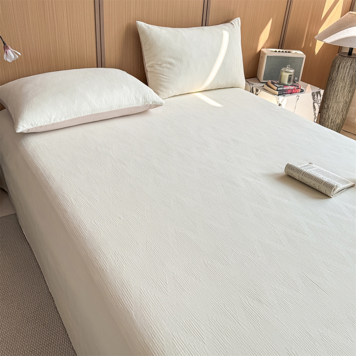 91家纺网 家纺一手货源 找家纺 灰鲸 2026新款全棉简约三层纱色织提花单品床单 影韵-杏仁奶霜