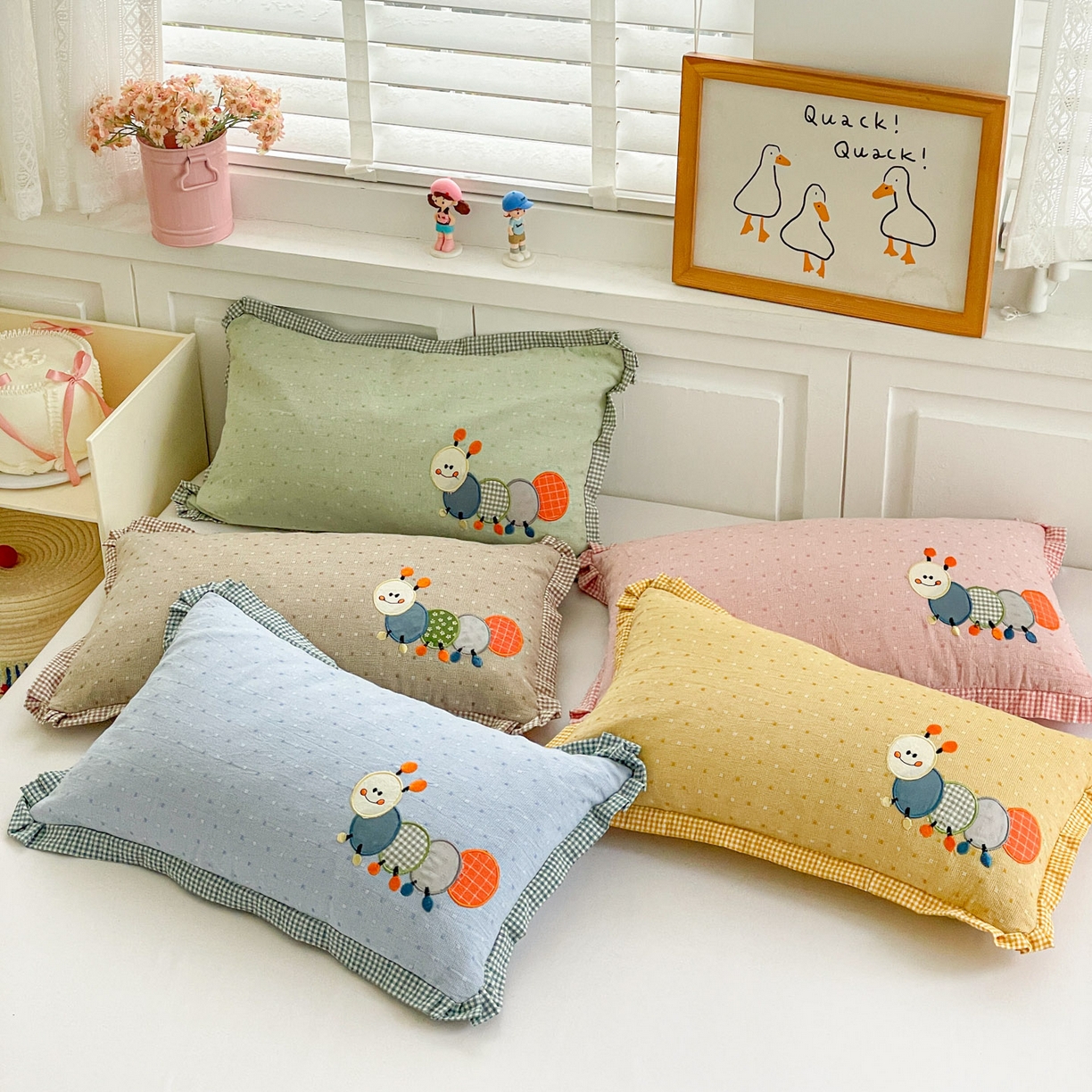 91家纺网 家纺一手货源 找家纺 （总）梦叶草 2026新款全棉色织荞麦枕糖果虫荞麦枕枕头枕芯