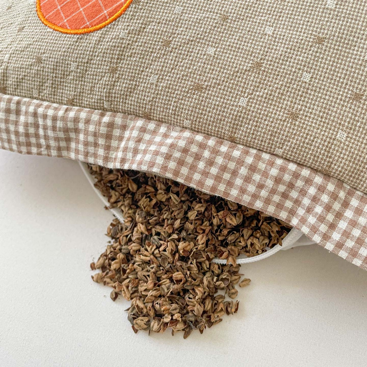 91家纺网 家纺一手货源 找家纺 梦叶草 2026新款全棉色织荞麦枕糖果虫荞麦枕枕头枕芯 糖果虫-咖色