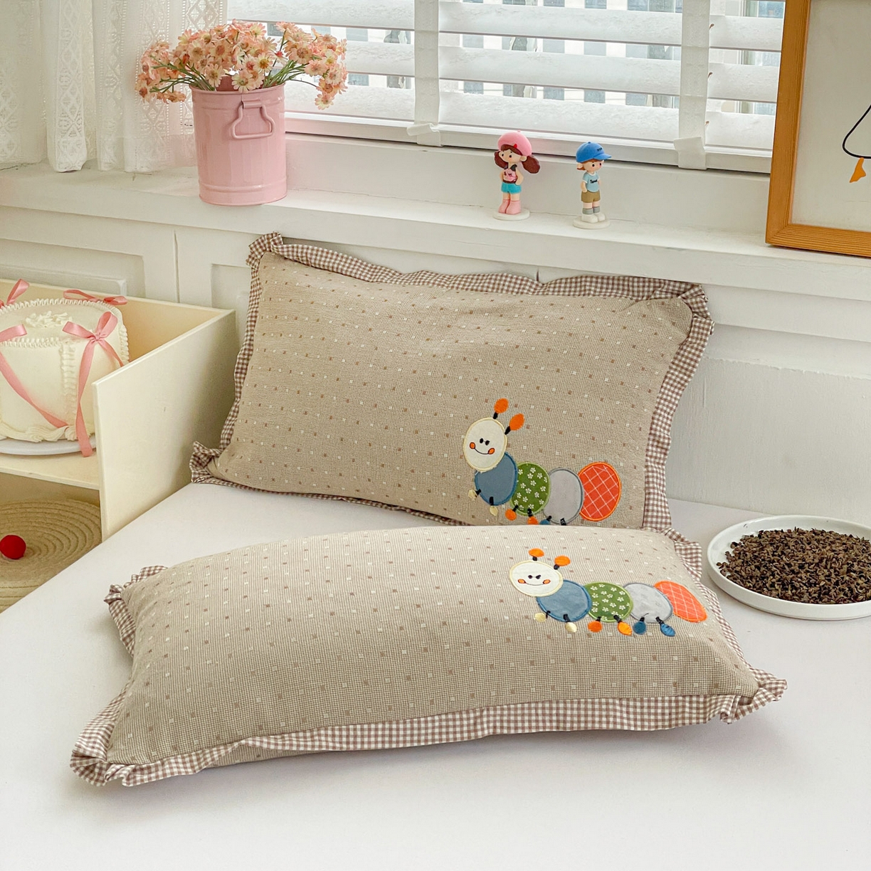 91家纺网 家纺一手货源 找家纺 梦叶草 2026新款全棉色织荞麦枕糖果虫荞麦枕枕头枕芯 糖果虫-咖色