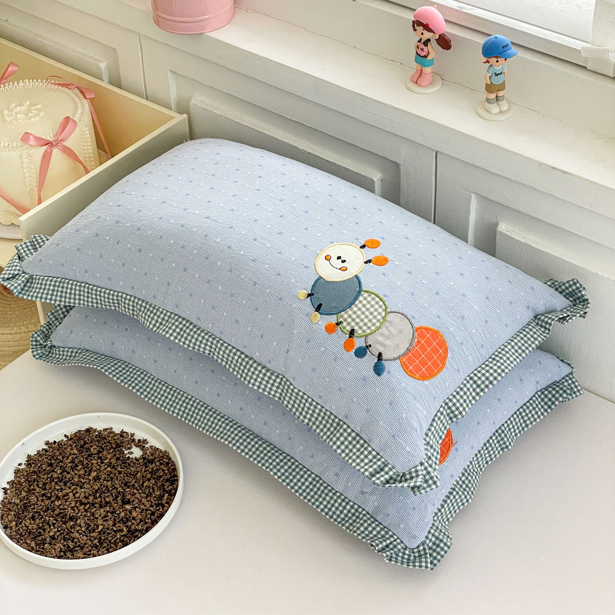 91家纺网 家纺一手货源 找家纺 梦叶草 2026新款全棉色织荞麦枕糖果虫荞麦枕枕头枕芯 糖果虫-蓝色