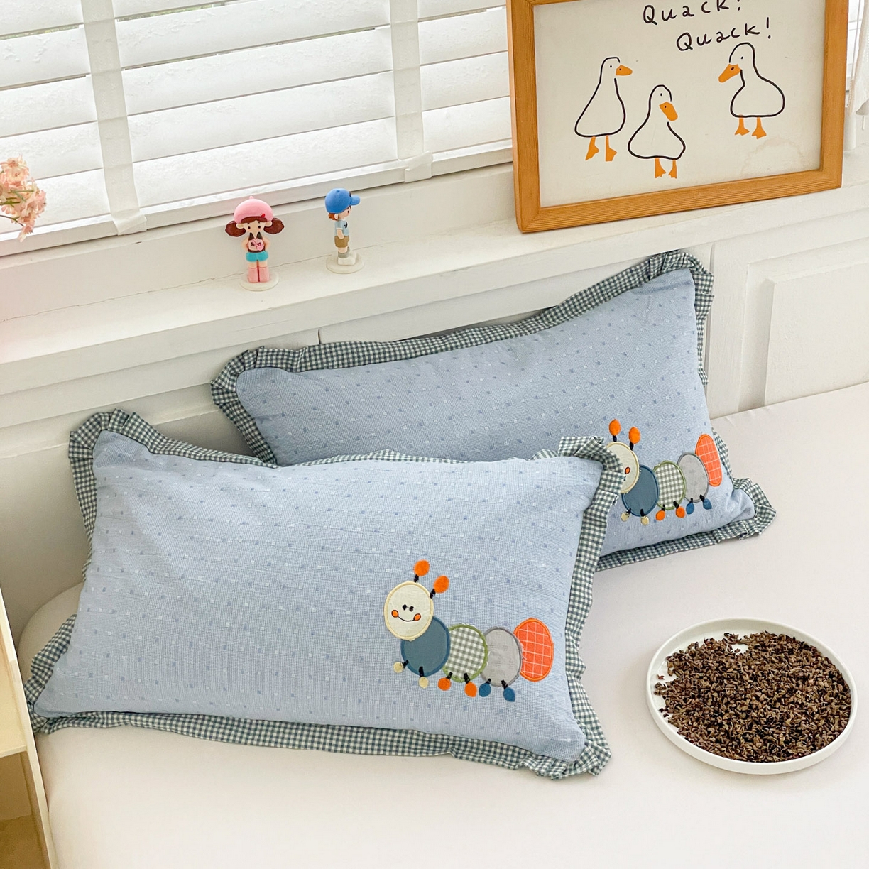 91家纺网 家纺一手货源 找家纺 梦叶草 2026新款全棉色织荞麦枕糖果虫荞麦枕枕头枕芯 糖果虫-蓝色