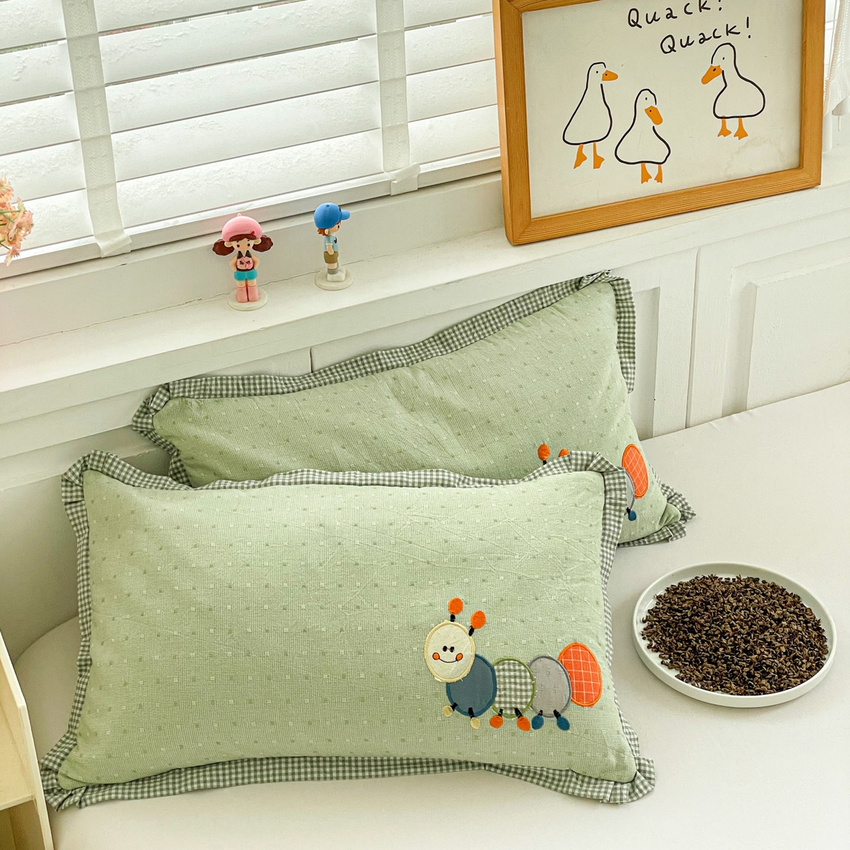 91家纺网 家纺一手货源 找家纺 梦叶草 2026新款全棉色织荞麦枕糖果虫荞麦枕枕头枕芯 糖果虫-绿色