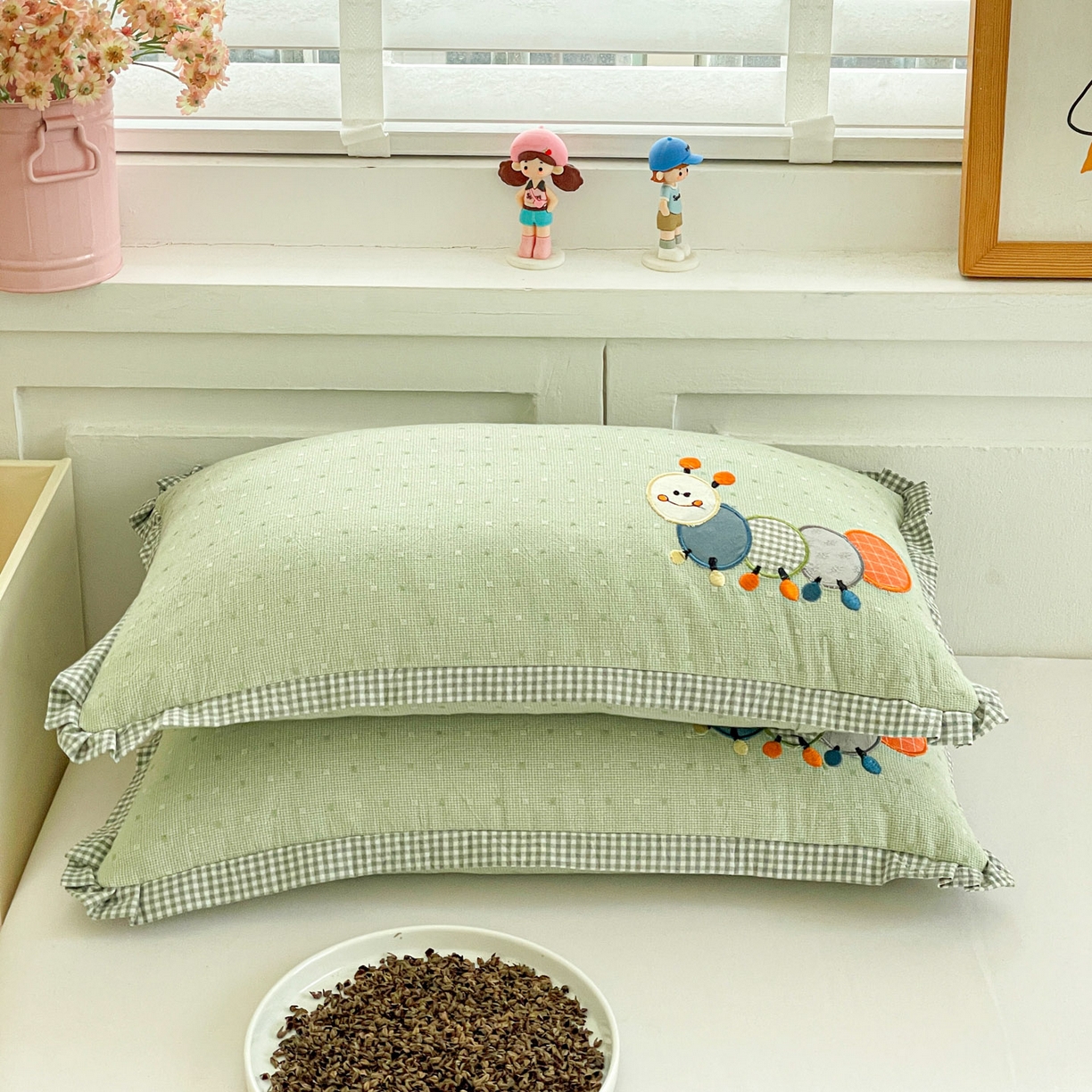 91家纺网 家纺一手货源 找家纺 梦叶草 2026新款全棉色织荞麦枕糖果虫荞麦枕枕头枕芯 糖果虫-绿色