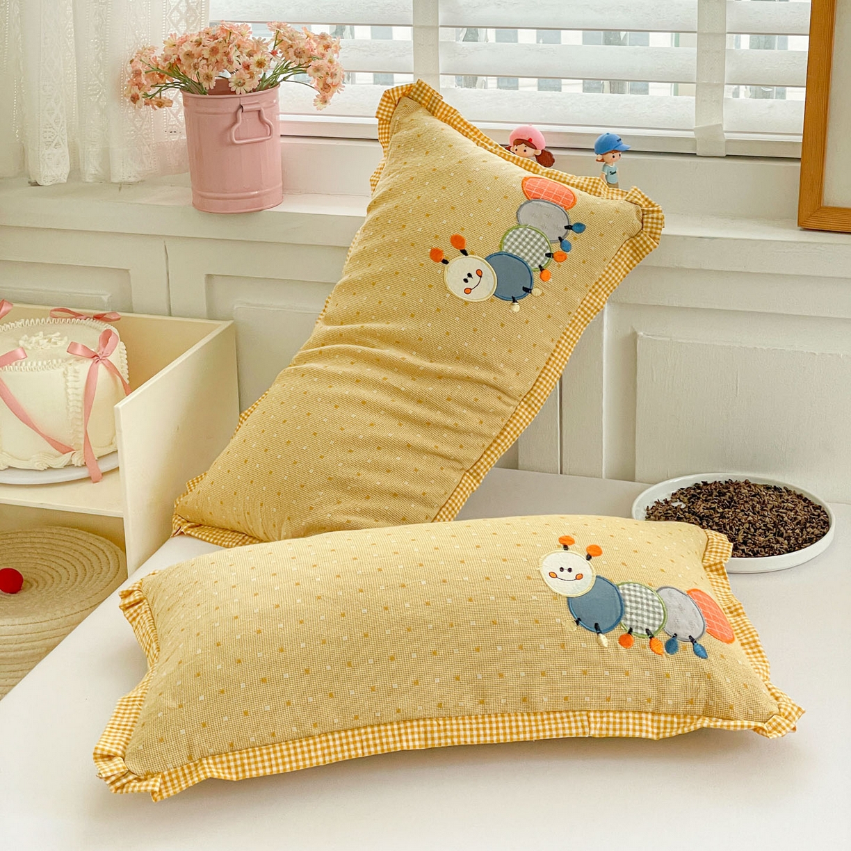 91家纺网 家纺一手货源 找家纺 梦叶草 2026新款全棉色织荞麦枕糖果虫荞麦枕枕头枕芯 糖果虫-米黄