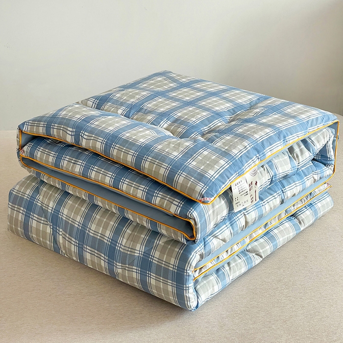 91家纺网 家纺一手货源 找家纺 梦莎被业 2026新款夏被四季款空调被 格调蓝