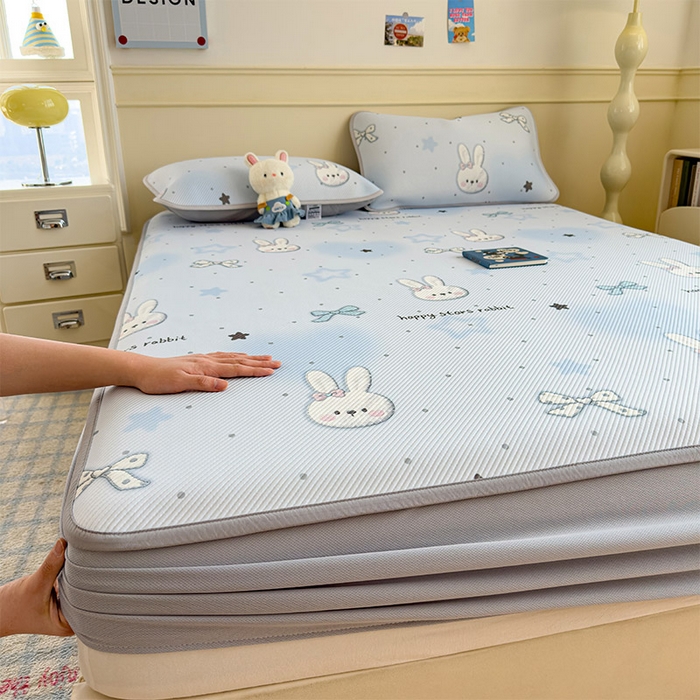 91家纺网 家纺一手货源 找家纺 几禾 2026新款卡通印花凉感凉豆豆凉席系列 波点星星兔--床笠款