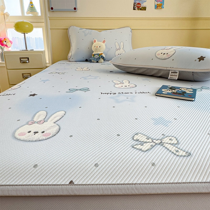 91家纺网 家纺一手货源 找家纺 几禾 2026新款卡通印花凉感凉豆豆凉席系列 波点星星兔--床笠款