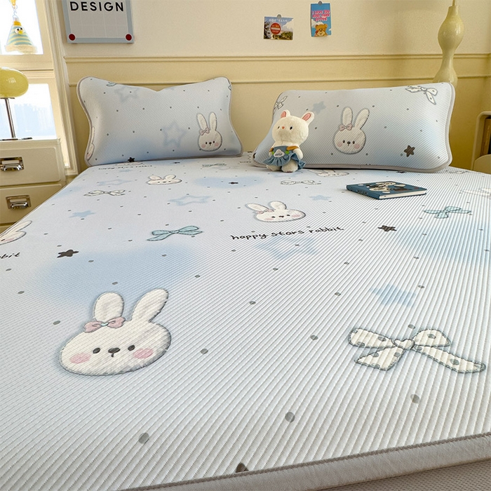 91家纺网 家纺一手货源 找家纺 几禾 2026新款卡通印花凉感凉豆豆凉席系列 波点星星兔--床笠款