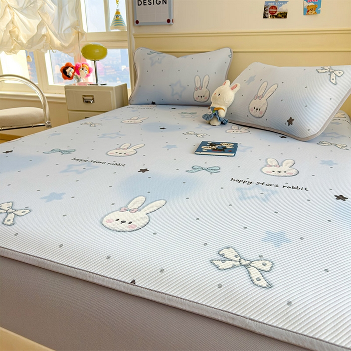 91家纺网 家纺一手货源 找家纺 几禾 2026新款卡通印花凉感凉豆豆凉席系列 波点星星兔--床笠款