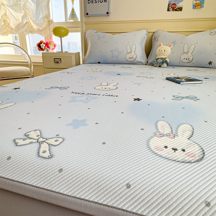 91家纺网 家纺一手货源 找家纺 几禾 2026新款卡通印花凉感凉豆豆凉席系列 波点星星兔--床笠款