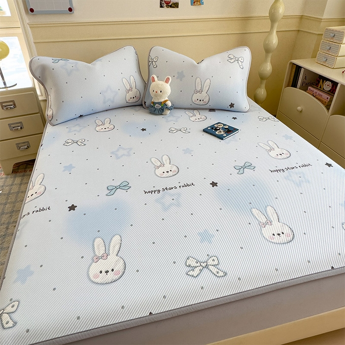 91家纺网 家纺一手货源 找家纺 几禾 2026新款卡通印花凉感凉豆豆凉席系列 波点星星兔--床笠款