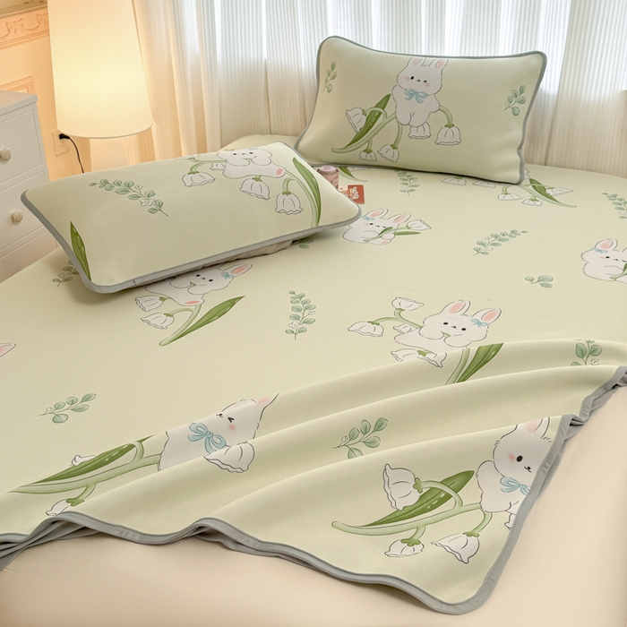 91家纺网 家纺一手货源 找家纺 布柔 2026新款冰皮凉席床笠冰丝小清新卡通印花软席可机洗 铃兰兔