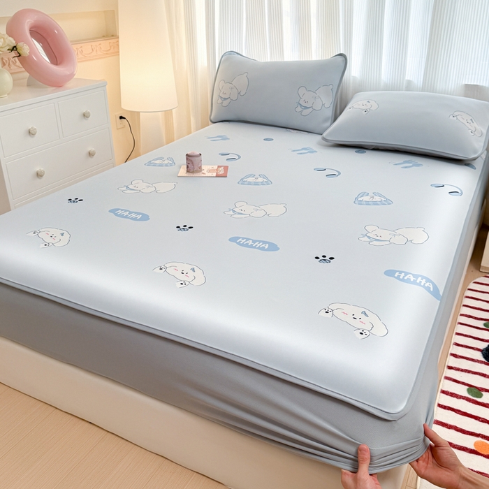 91家纺网 家纺一手货源 找家纺 布柔 2026新款冰皮凉席床笠冰丝小清新卡通印花软席可机洗 哈哈狗