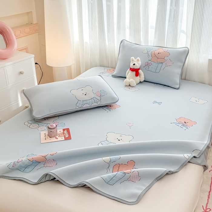 91家纺网 家纺一手货源 找家纺 布柔 2026新款冰皮凉席床笠冰丝小清新卡通印花软席可机洗 礼物熊