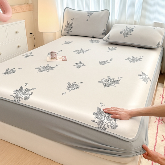 91家纺网 家纺一手货源 找家纺 布柔 2026新款冰皮凉席床笠冰丝小清新卡通印花软席可机洗 花语