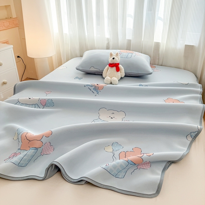 91家纺网 家纺一手货源 找家纺 布柔 2026新款冰皮凉席床笠冰丝小清新卡通印花软席可机洗 礼物熊