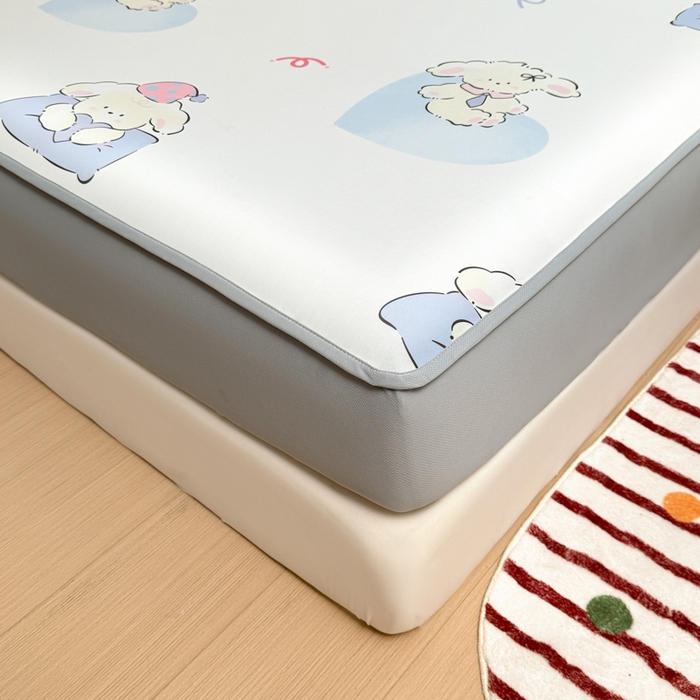 91家纺网 家纺一手货源 找家纺 布柔 2026新款冰皮凉席床笠冰丝小清新卡通印花软席可机洗 晚安狗