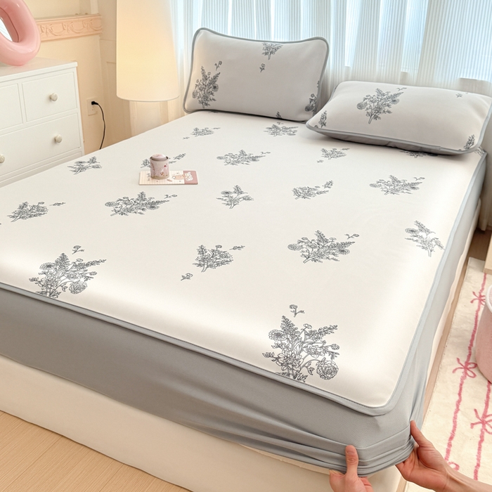 91家纺网 家纺一手货源 找家纺 布柔 2026新款冰皮凉席床笠冰丝小清新卡通印花软席可机洗 花语