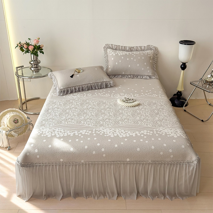 91家纺网 家纺一手货源 找家纺 孩子王家纺 2026新款冰豆豆凉席夏天冰丝席夏季凉感值过0.21可机洗双人床裙款A类母婴级软 花园奶酪咖