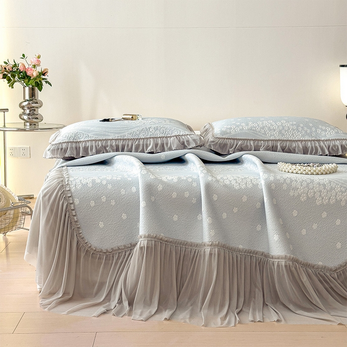 孩子王家纺 2026新款冰豆豆凉席夏天冰丝席夏季凉感值过0.21可机洗双人床裙款A类母婴级软 花园尼罗淡蓝