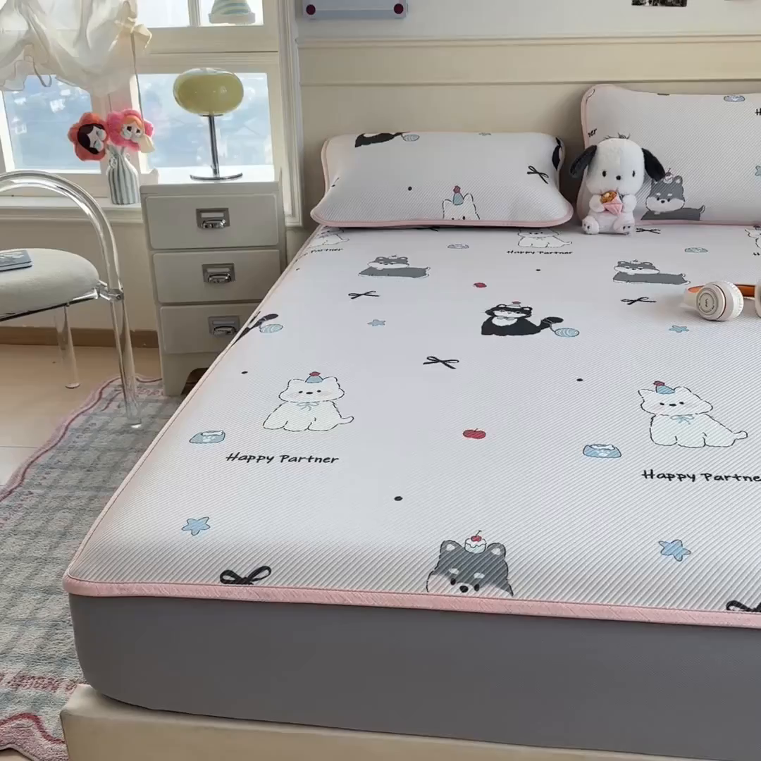 91家纺网 家纺一手货源 找家纺 几禾 2026新款卡通印花凉感凉豆豆凉席系列 快乐伙伴--床笠款