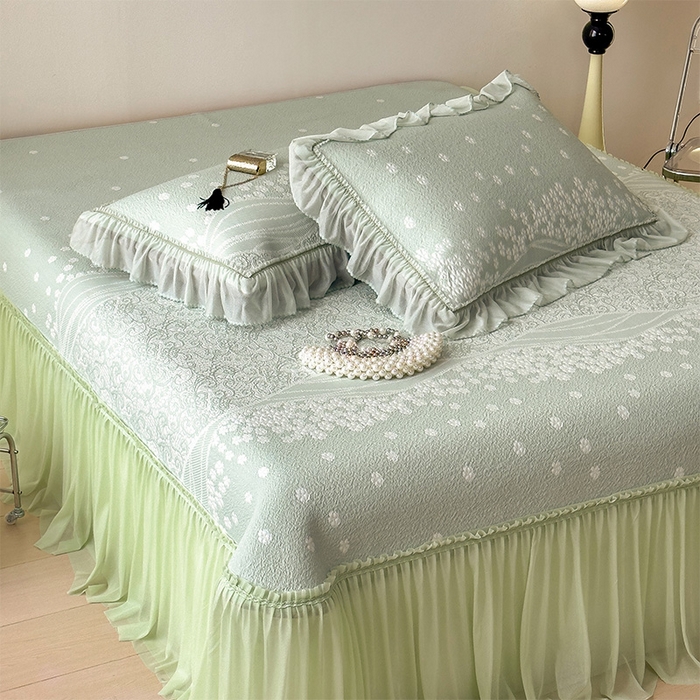 91家纺网 家纺一手货源 找家纺 孩子王家纺 2026新款冰豆豆凉席夏天冰丝席夏季凉感值过0.21可机洗双人床裙款A类母婴级软 花园青草绿