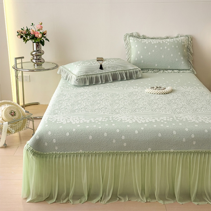 91家纺网 家纺一手货源 找家纺 孩子王家纺 2026新款冰豆豆凉席夏天冰丝席夏季凉感值过0.21可机洗双人床裙款A类母婴级软 花园青草绿