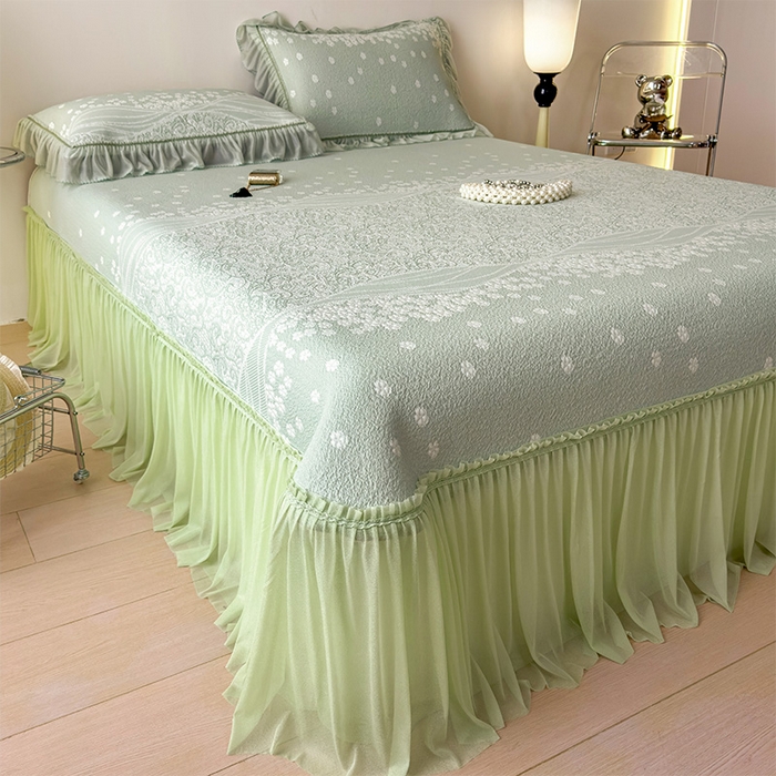 91家纺网 家纺一手货源 找家纺 孩子王家纺 2026新款冰豆豆凉席夏天冰丝席夏季凉感值过0.21可机洗双人床裙款A类母婴级软 花园青草绿