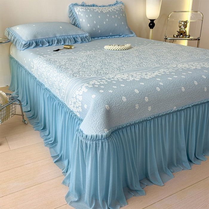 91家纺网 家纺一手货源 找家纺 孩子王家纺 2026新款冰豆豆凉席夏天冰丝席夏季凉感值过0.21可机洗双人床裙款A类母婴级软 花园星雾蓝