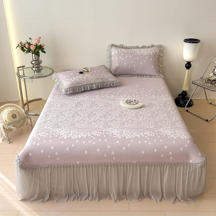 91家纺网 家纺一手货源 找家纺 孩子王家纺 2026新款冰豆豆凉席夏天冰丝席夏季凉感值过0.21可机洗双人床裙款A类母婴级软 花园燕尾紫