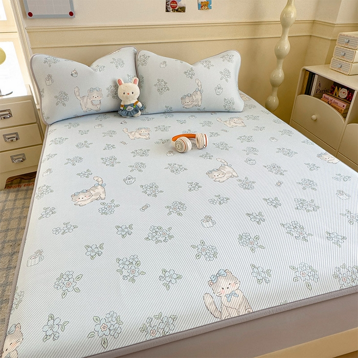 91家纺网 家纺一手货源 找家纺 几禾 2026新款卡通印花凉感凉豆豆凉席系列 小花猫--床笠款