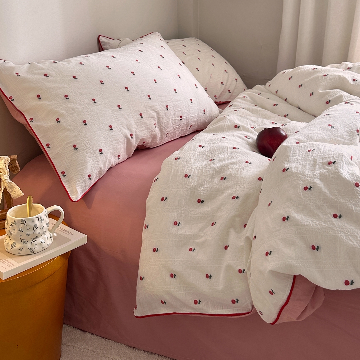 91家纺网 家纺一手货源 找家纺 艾咪-Amy ntmy 2026新款嵌条边全棉纯棉色织小提花四件套 嵌条款-小花