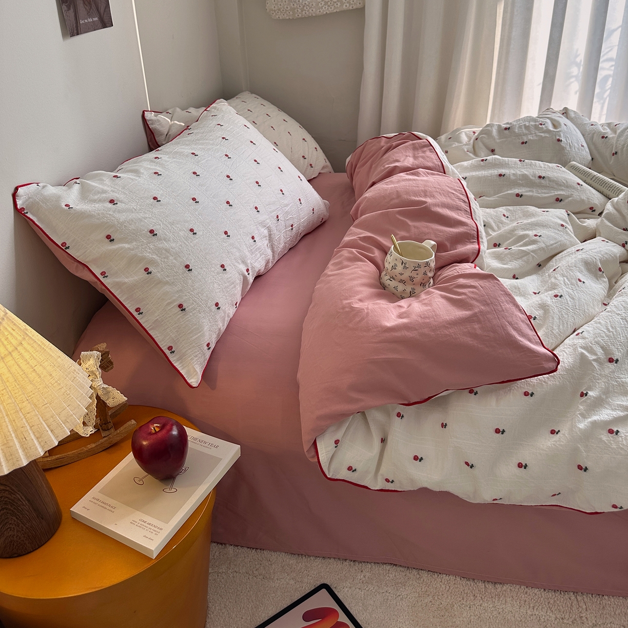 91家纺网 家纺一手货源 找家纺 艾咪-Amy ntmy 2026新款嵌条边全棉纯棉色织小提花四件套 嵌条款-小花