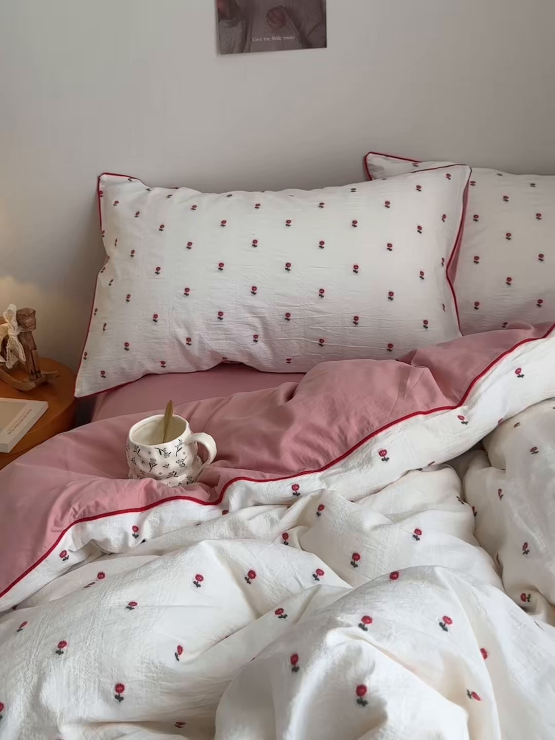 91家纺网 家纺一手货源 找家纺 艾咪-Amy ntmy 2026新款嵌条边全棉纯棉色织小提花四件套 嵌条款-小花