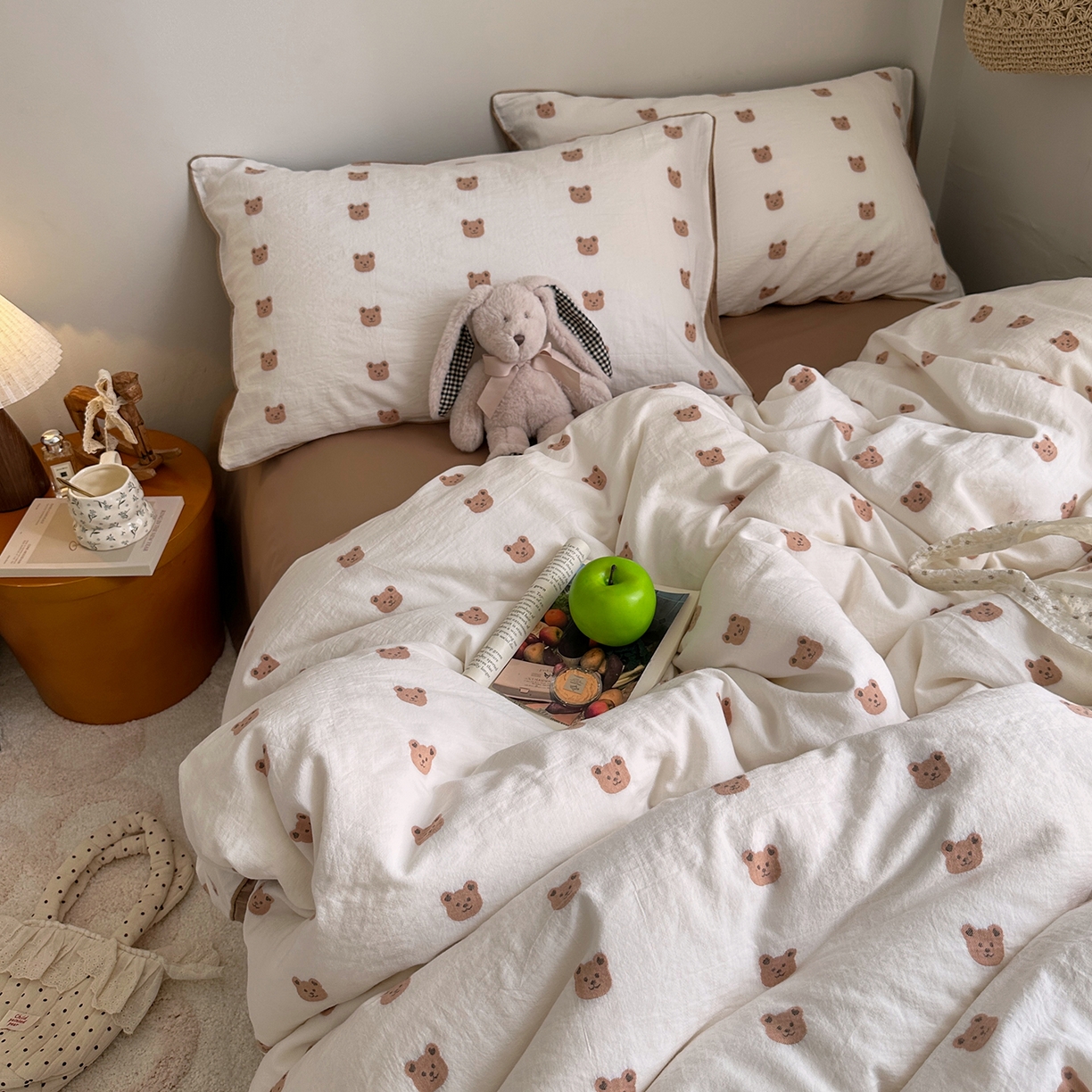 91家纺网 家纺一手货源 找家纺 艾咪-Amy ntmy 2026新款嵌条边全棉纯棉色织小提花四件套 嵌条款-小熊