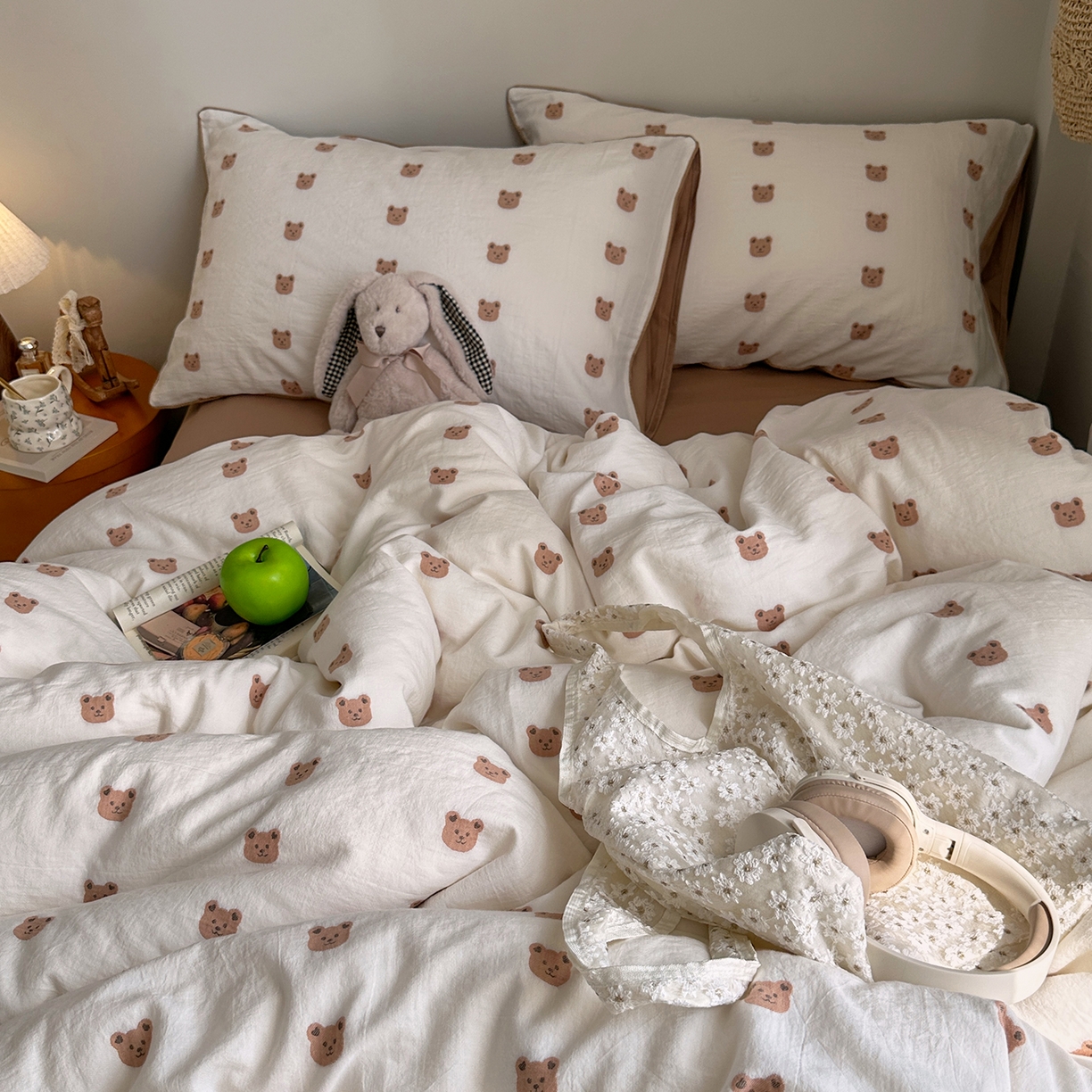 91家纺网 家纺一手货源 找家纺 艾咪-Amy ntmy 2026新款嵌条边全棉纯棉色织小提花四件套 嵌条款-小熊